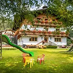 Farm stay Schartlhof Flachau